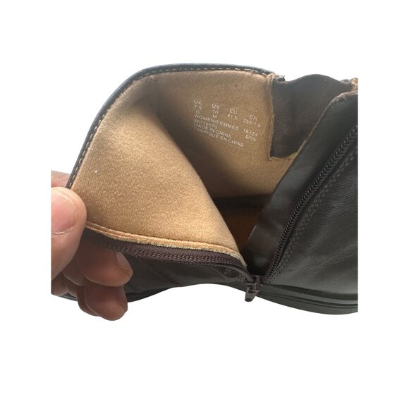 Clarks SZ 10 Stylist Casual Zip Ankle Boots Dark Brown Comfortable Bootie - Picture 9 of 9